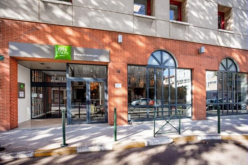 Ibis Styles Perpignan Centre Gare Hotel Exterior photo