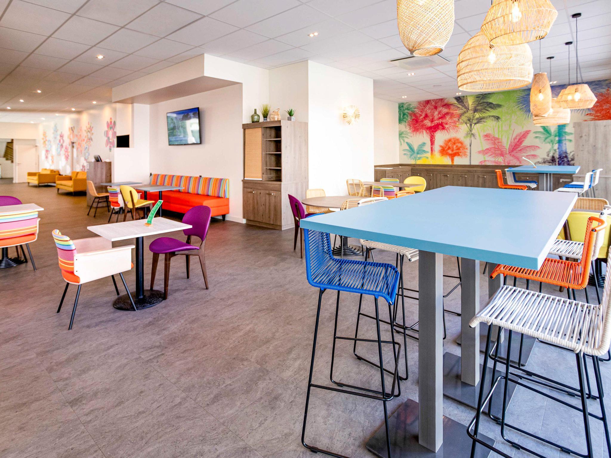 Ibis Styles Perpignan Centre Gare Hotel Exterior photo